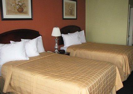 Quality Inn 2*